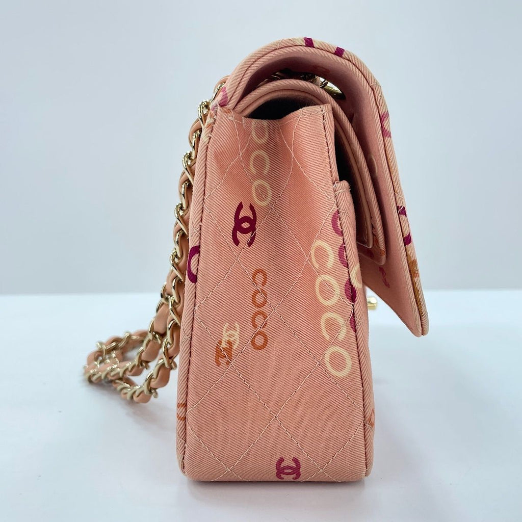 Chanel Shoulder Bag Quilted — view 5