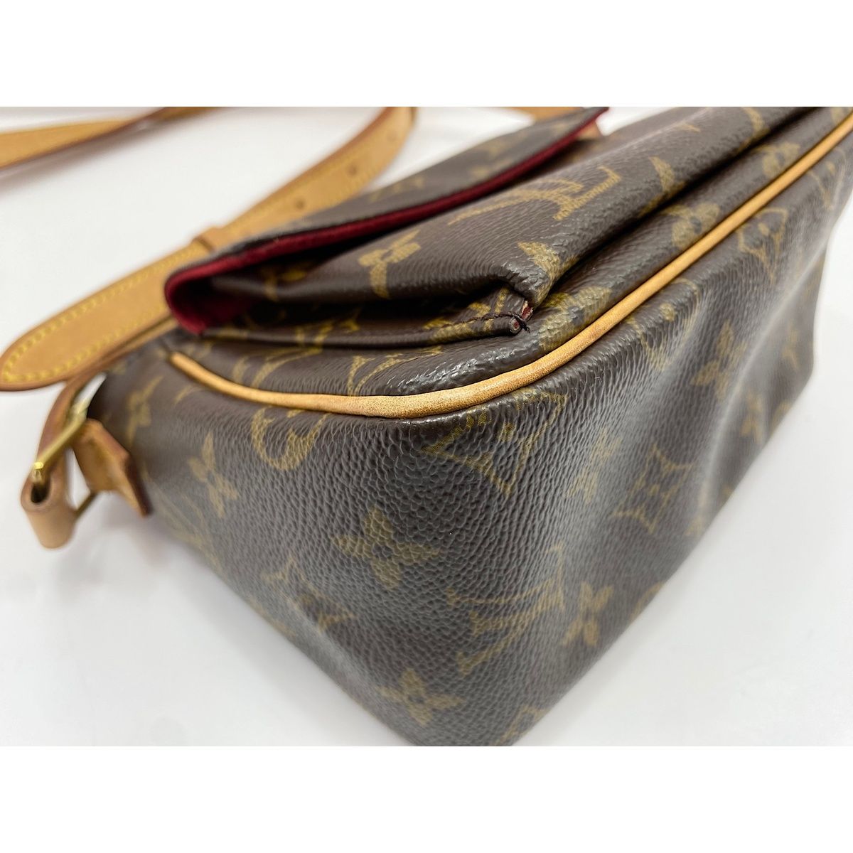 Louis Vuitton Shoulder Bag Vivasite PM — view 8