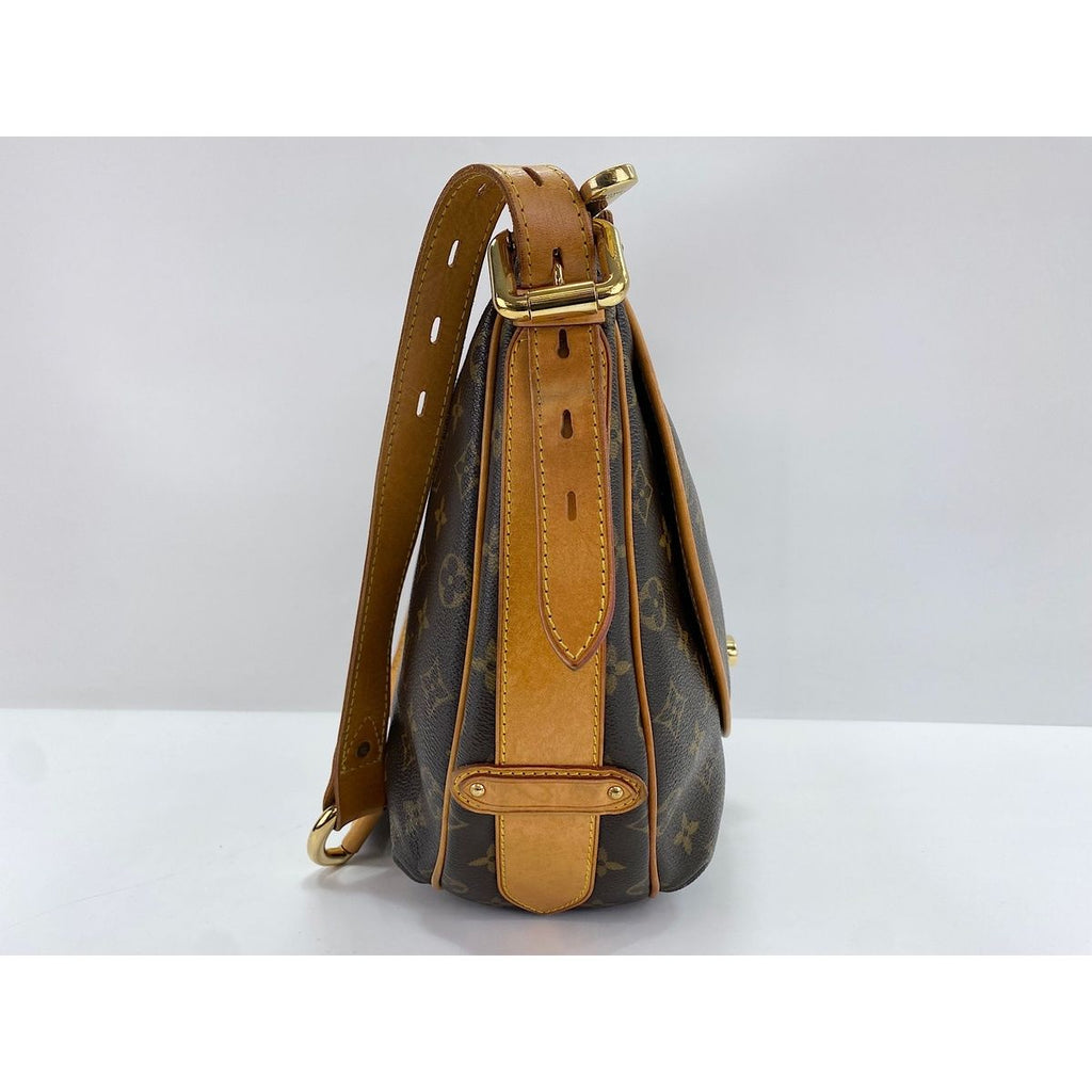 Louis Vuitton Shoulder Bag Tulum GM — view 6