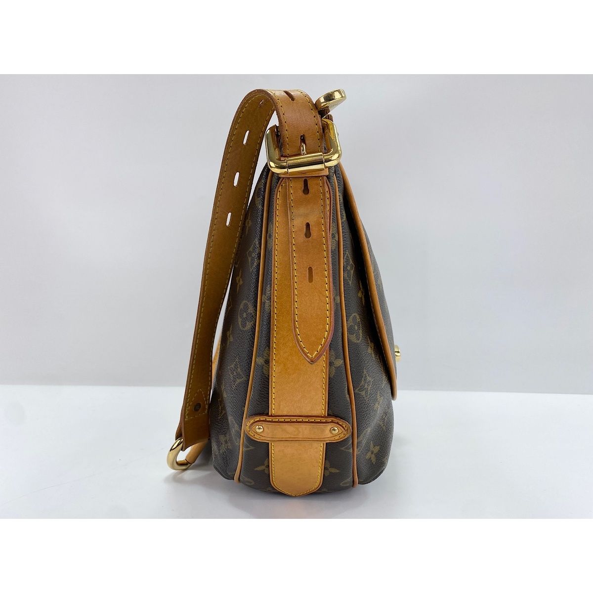 Louis Vuitton Shoulder Bag Tulum GM — view 6
