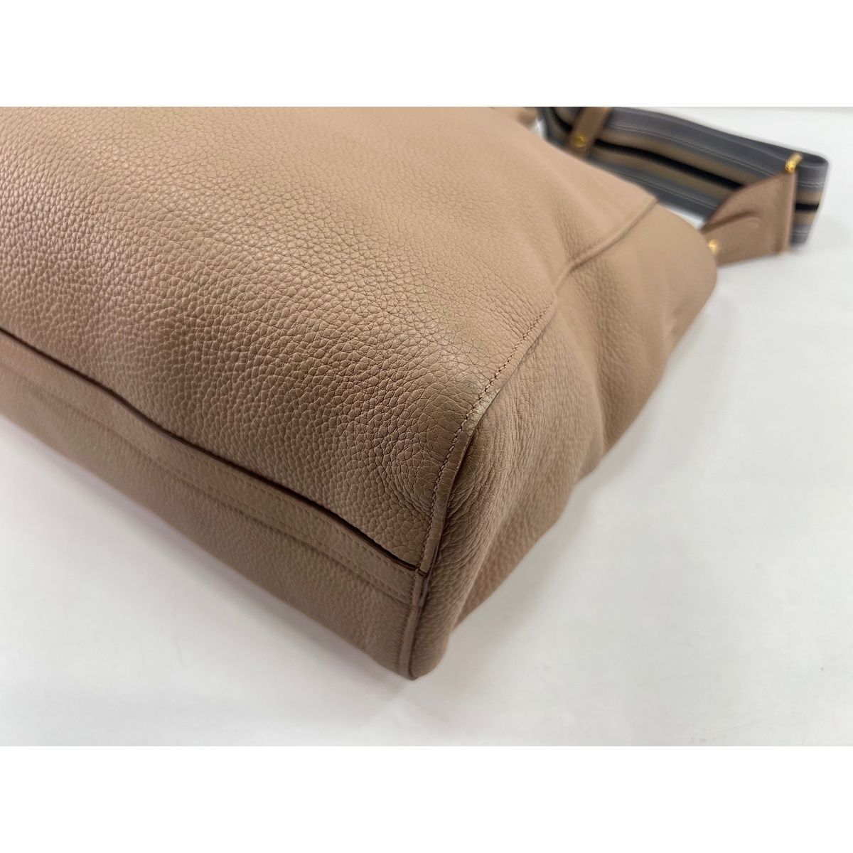 Prada Tote Bag Beige — view 8