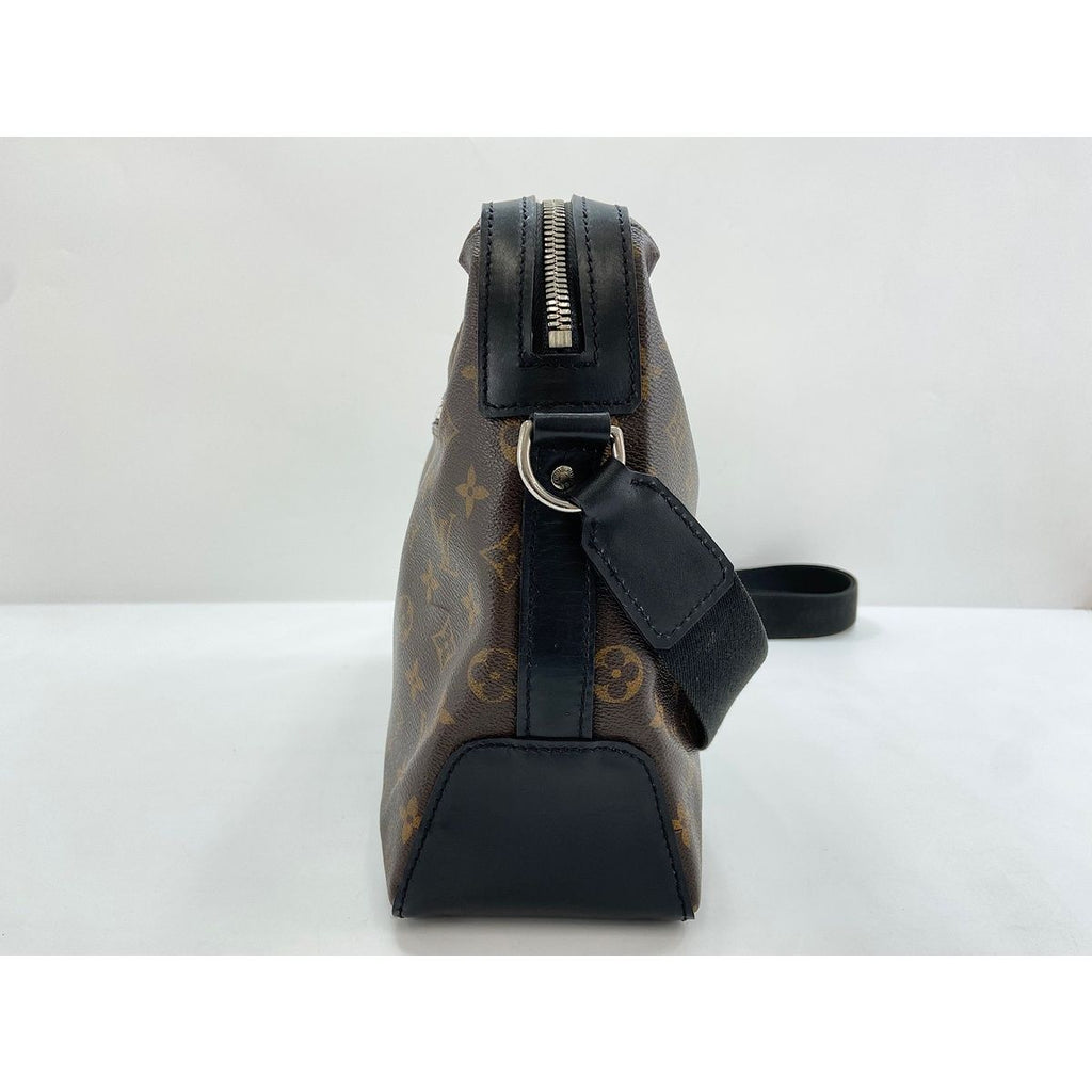 Louis Vuitton Shoulder Bag Torres — view 6