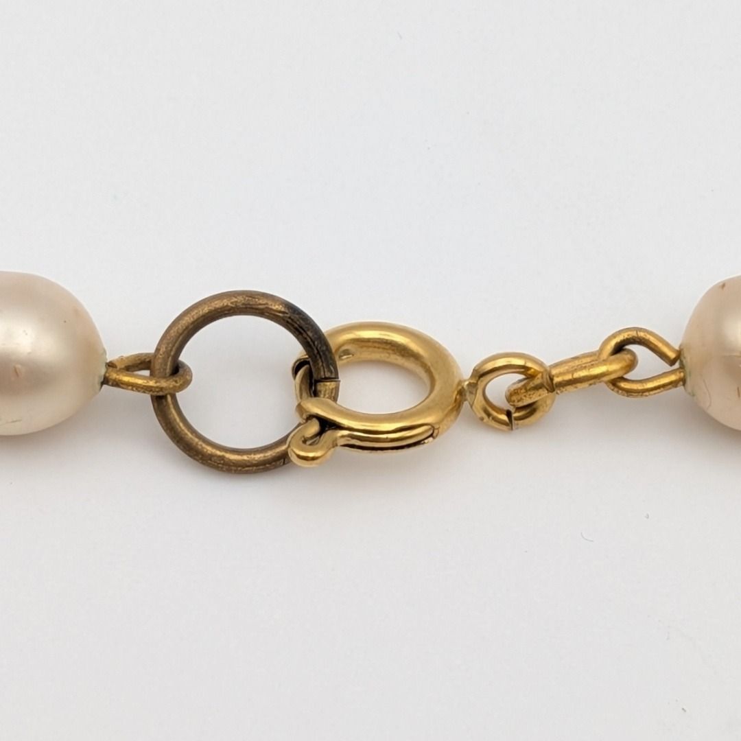 Chanel Gold Faux Pearl CC Logo Necklace Twist First Era Vintage — view 3