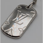 Louis Vuitton Locket Pendant Monogram Silver — view 3