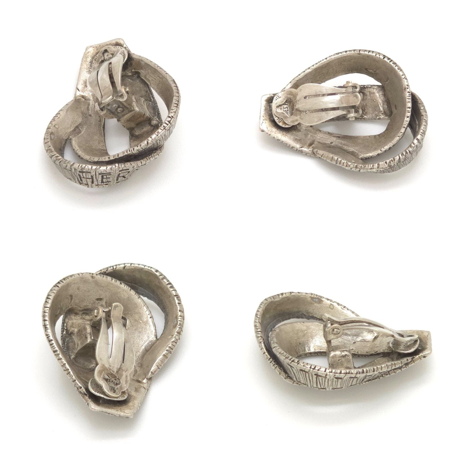 Hermes Logo Ribbon Motif Earrings Clip on Silver — view 6