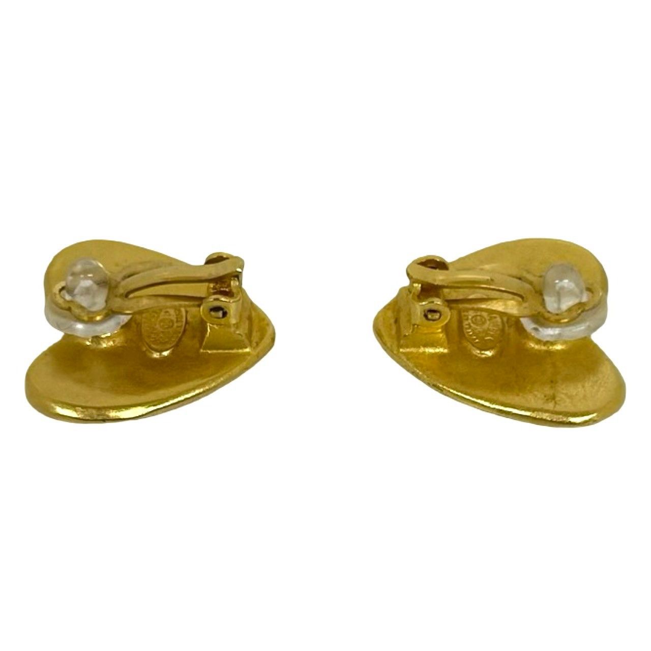 Chanel With Rice CC Logo Heart Motif Earrings Accessory Gold — view 4