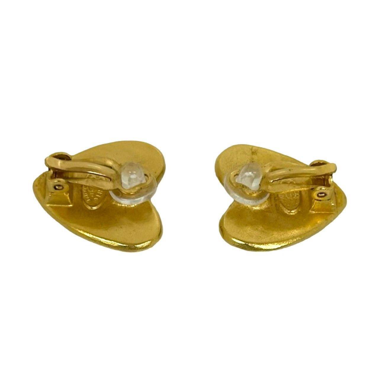 Chanel With Rice CC Logo Heart Motif Earrings Accessory Gold — view 5