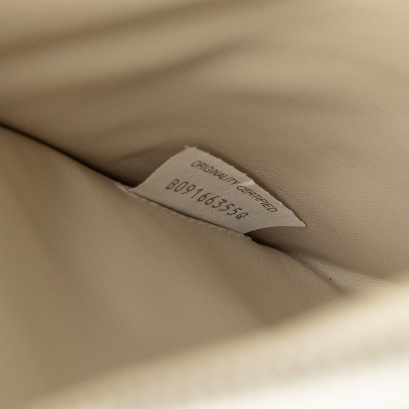 Bottega Veneta Maxi Intrecht Clutch White Leather — view 6