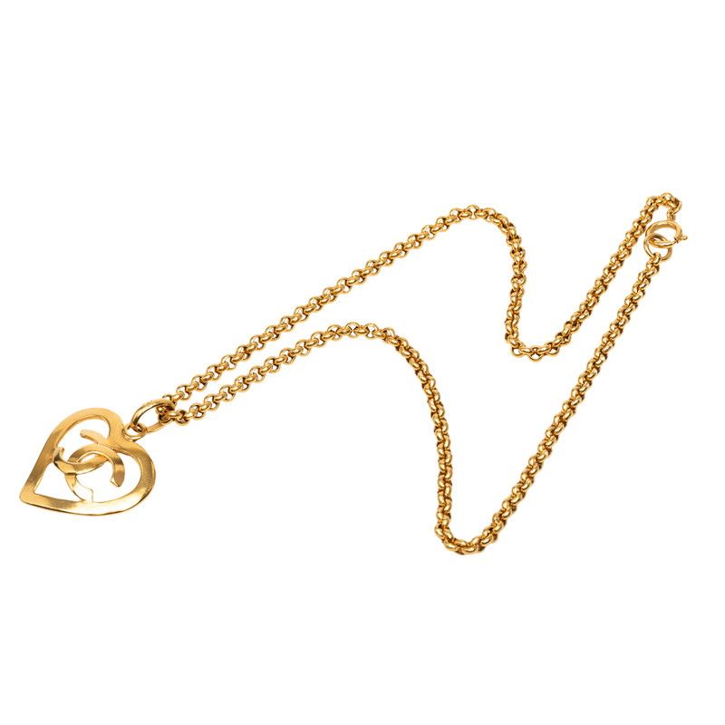 Chanel Vintage CC Logo Heart Motif Rogue Chain Necklace Gold Plated — view 3