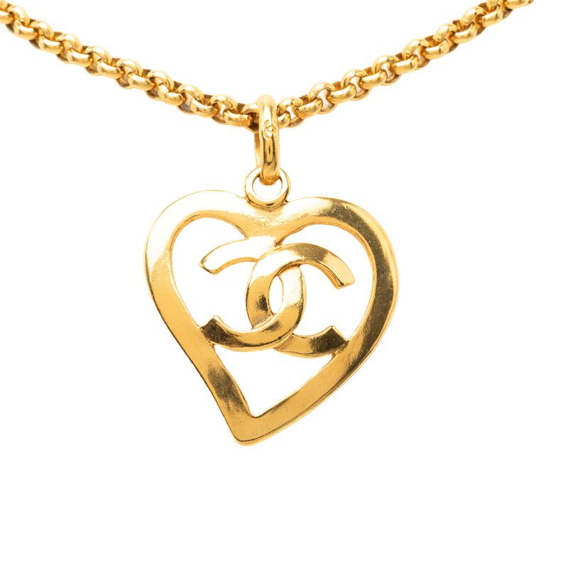 Chanel Vintage CC Logo Heart Motif Rogue Chain Necklace Gold Plated