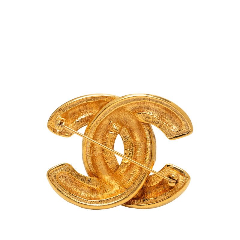 Chanel Vintage Quilted CC Logo Brooch Gold Plated — view 2