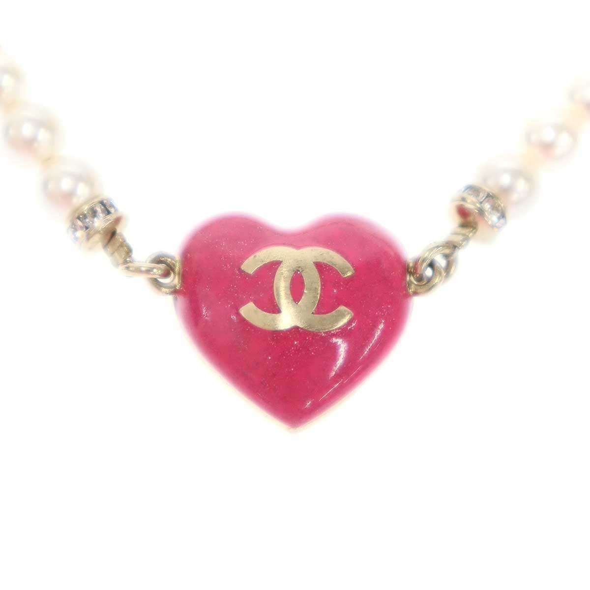 Chanel CC Logo Heart Pearl Bracelet Pink Gold — view 4