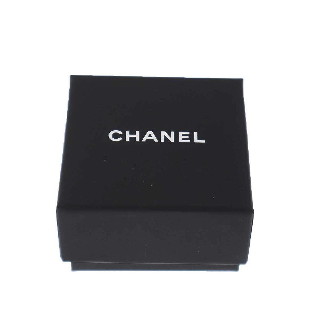 Chanel 25 CC Logo Earrings Gold — view 5