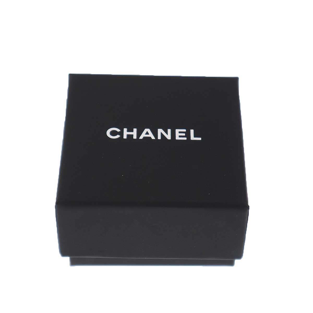 Chanel 25 CC Logo Earrings Gold — view 5