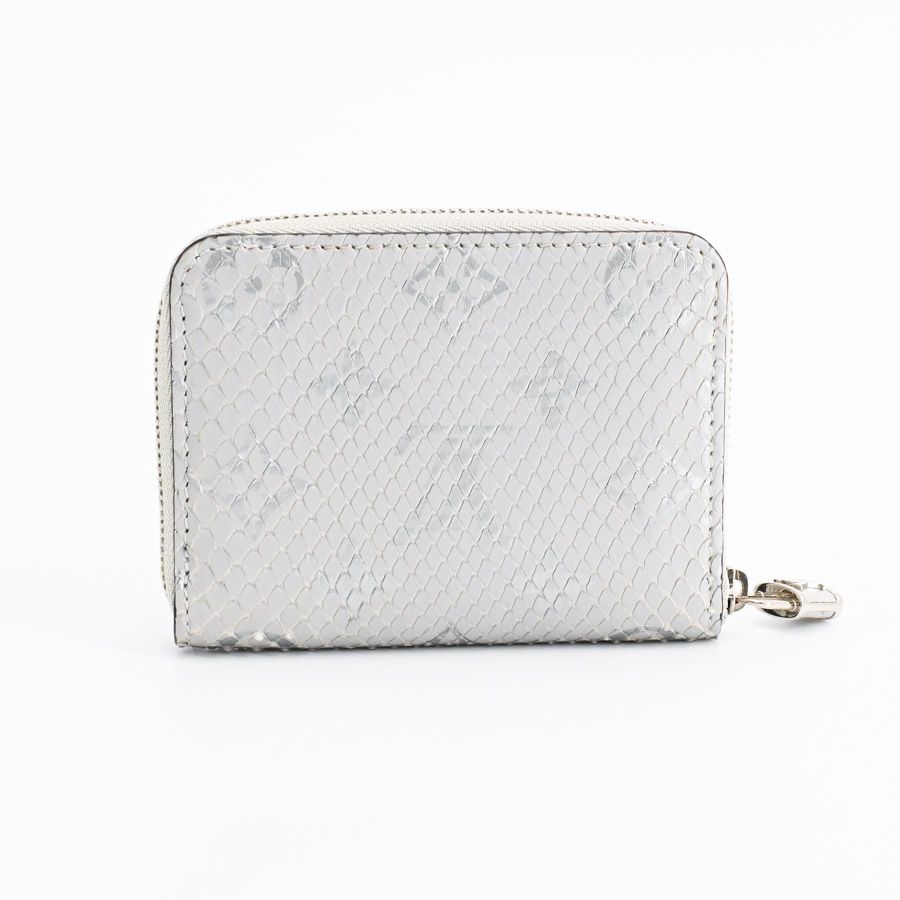 Louis Vuitton Coin Case Zippy Purse — view 3
