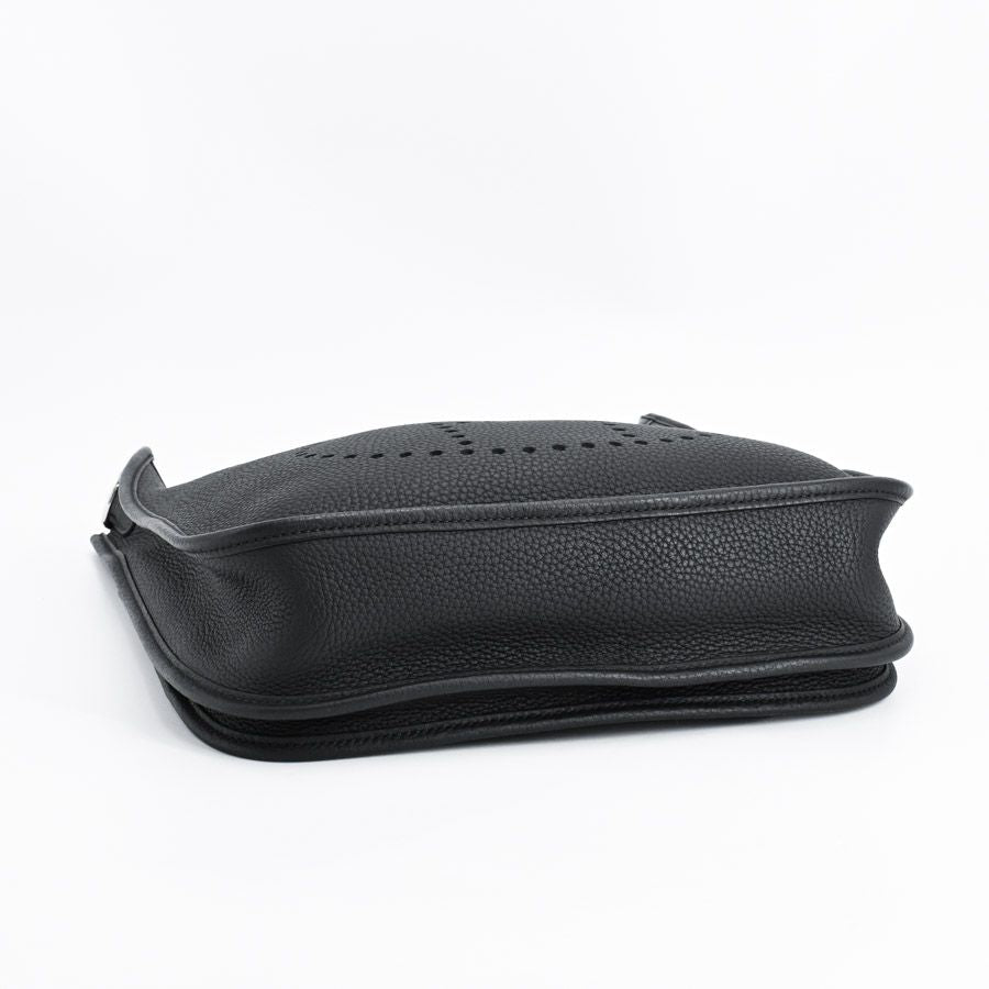 Hermes Shoulder Bag Evelyne — view 5