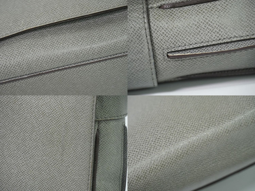 Louis Vuitton LV Roman PM Taiga Leather Shoulder Bag Glacier Gray Vintage — view 7