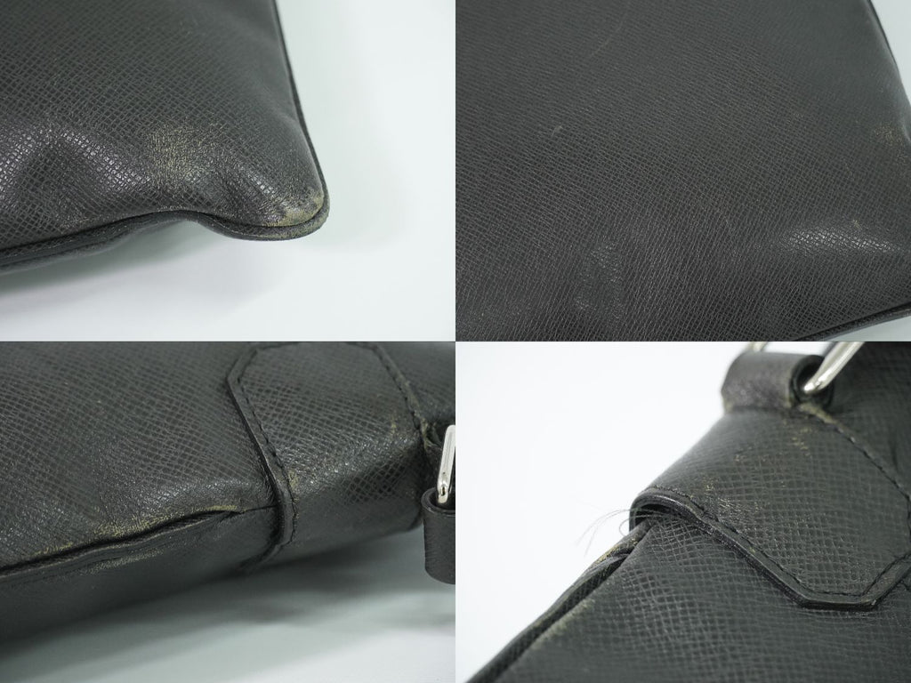 Louis Vuitton LV Sasha Taiga Leather Shoulder Bag Pochette Ardoise Black Vintage — view 7
