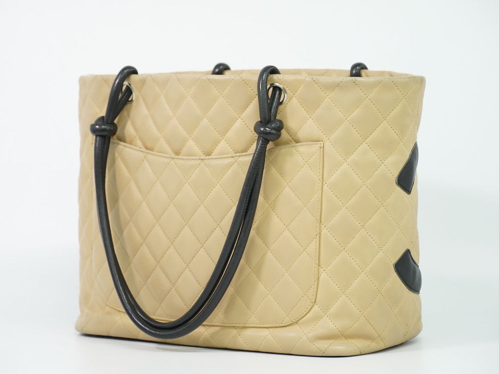 Chanel CC Logo Cambon Line Shoulder Bag Tote Leather Beige Vintage — view 2