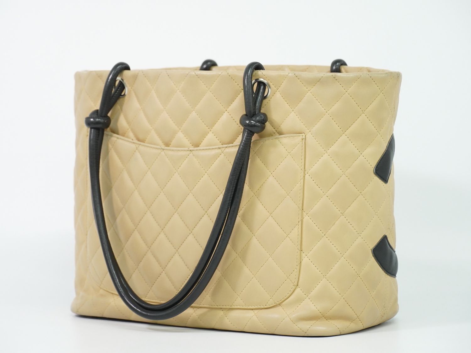 Chanel CC Logo Cambon Line Shoulder Bag Tote Leather Beige Vintage — view 2