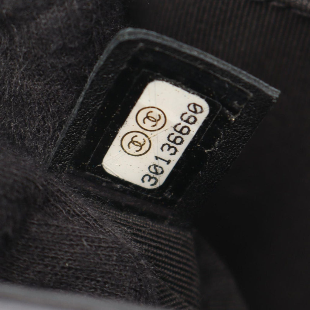 Chanel Shoulder Bag Boy Small Black Caviar Leather Chain Shawl — view 5
