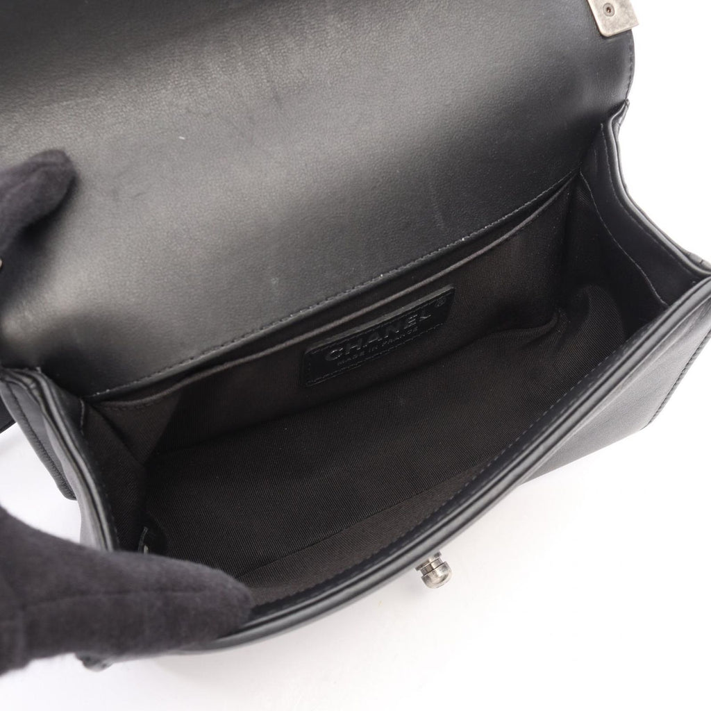 Chanel Shoulder Bag Boy Small Black Caviar Leather Chain Shawl — view 3