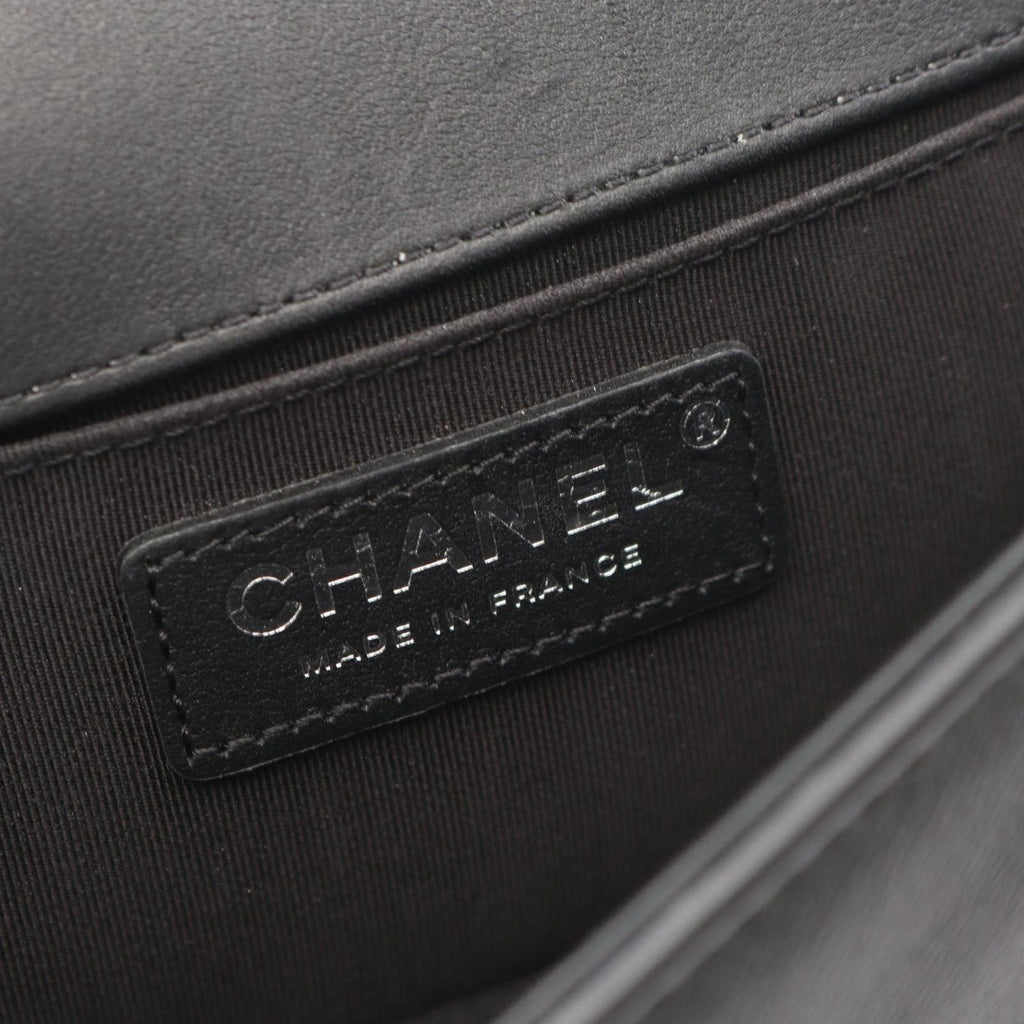 Chanel Shoulder Bag Boy Small Black Caviar Leather Chain Shawl — view 4