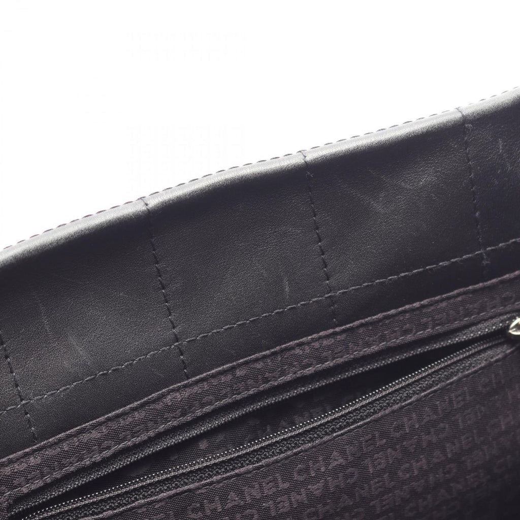 Chanel Tote Bag Choco Bar Black Lambskin — view 6
