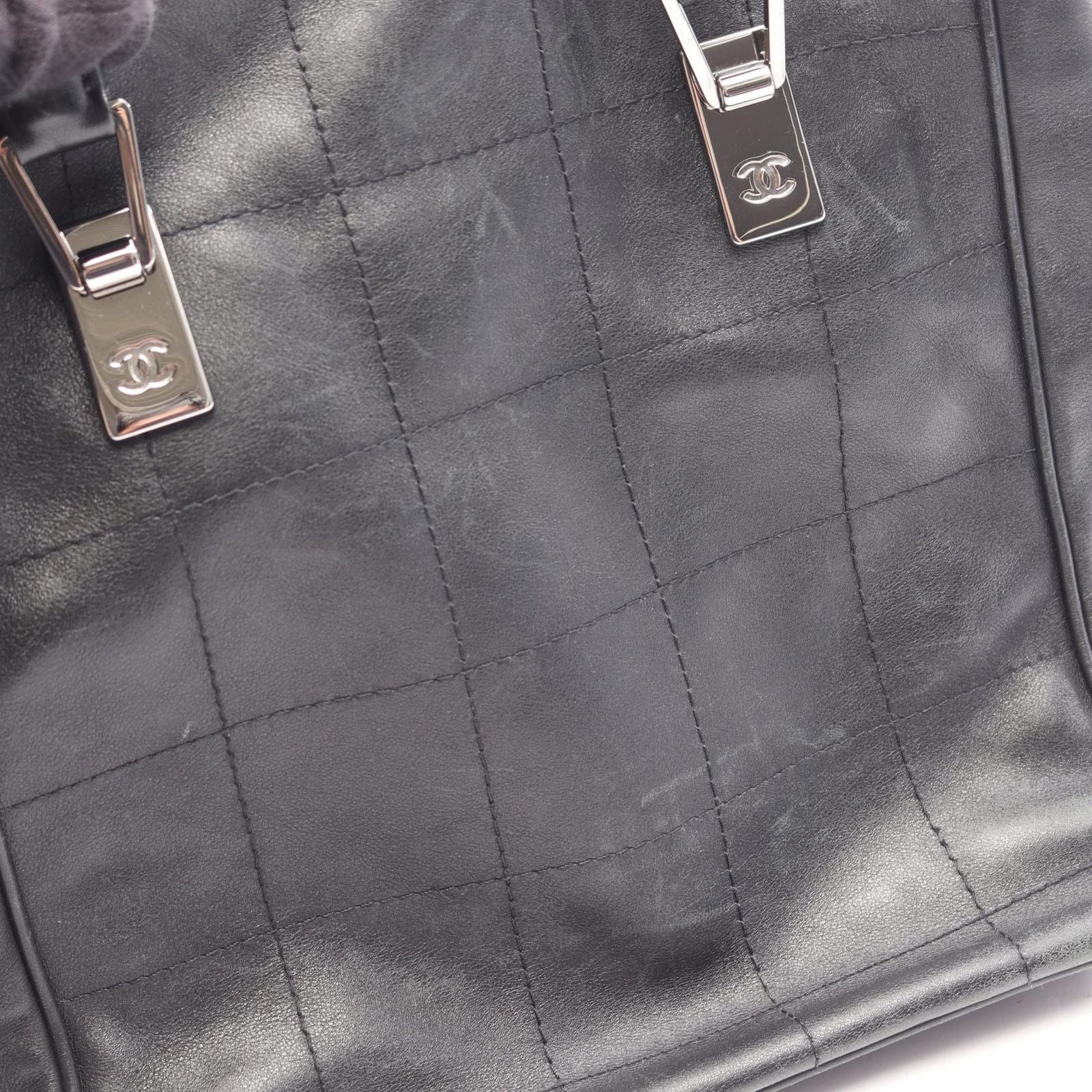 Chanel Tote Bag Choco Bar Black Lambskin — view 7