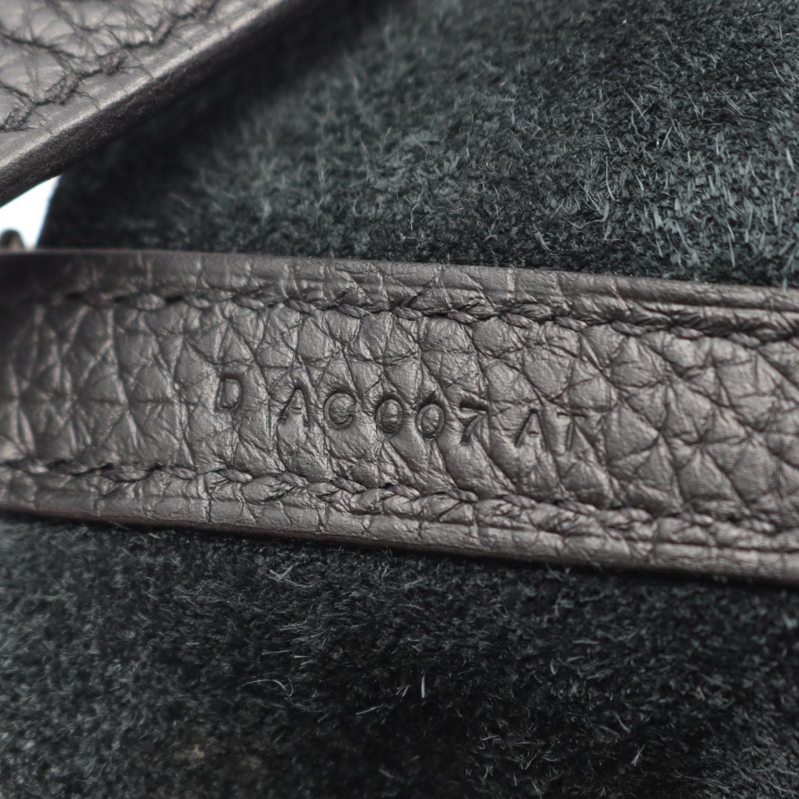 Hermes Picotin Lock MM Black Leather Handbag — view 5