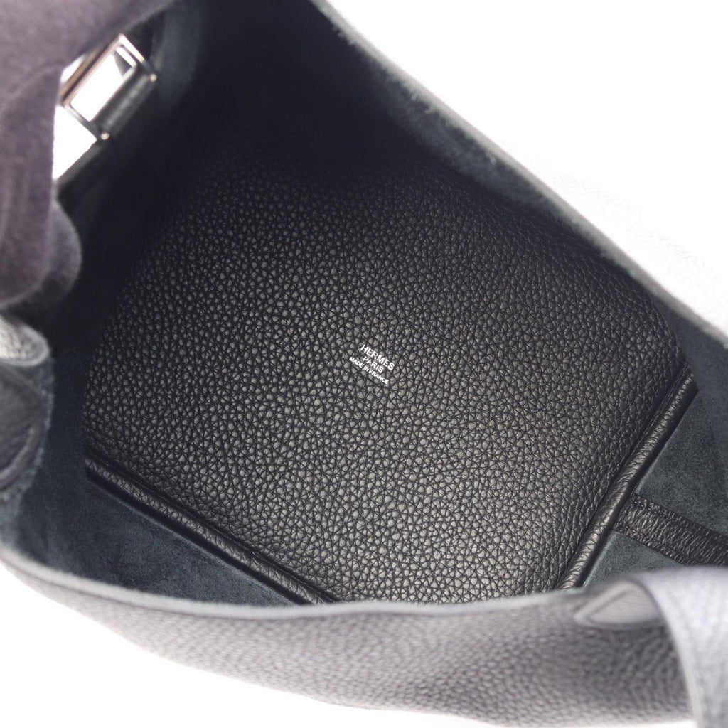 Hermes Picotin Lock MM Black Leather Handbag — view 3
