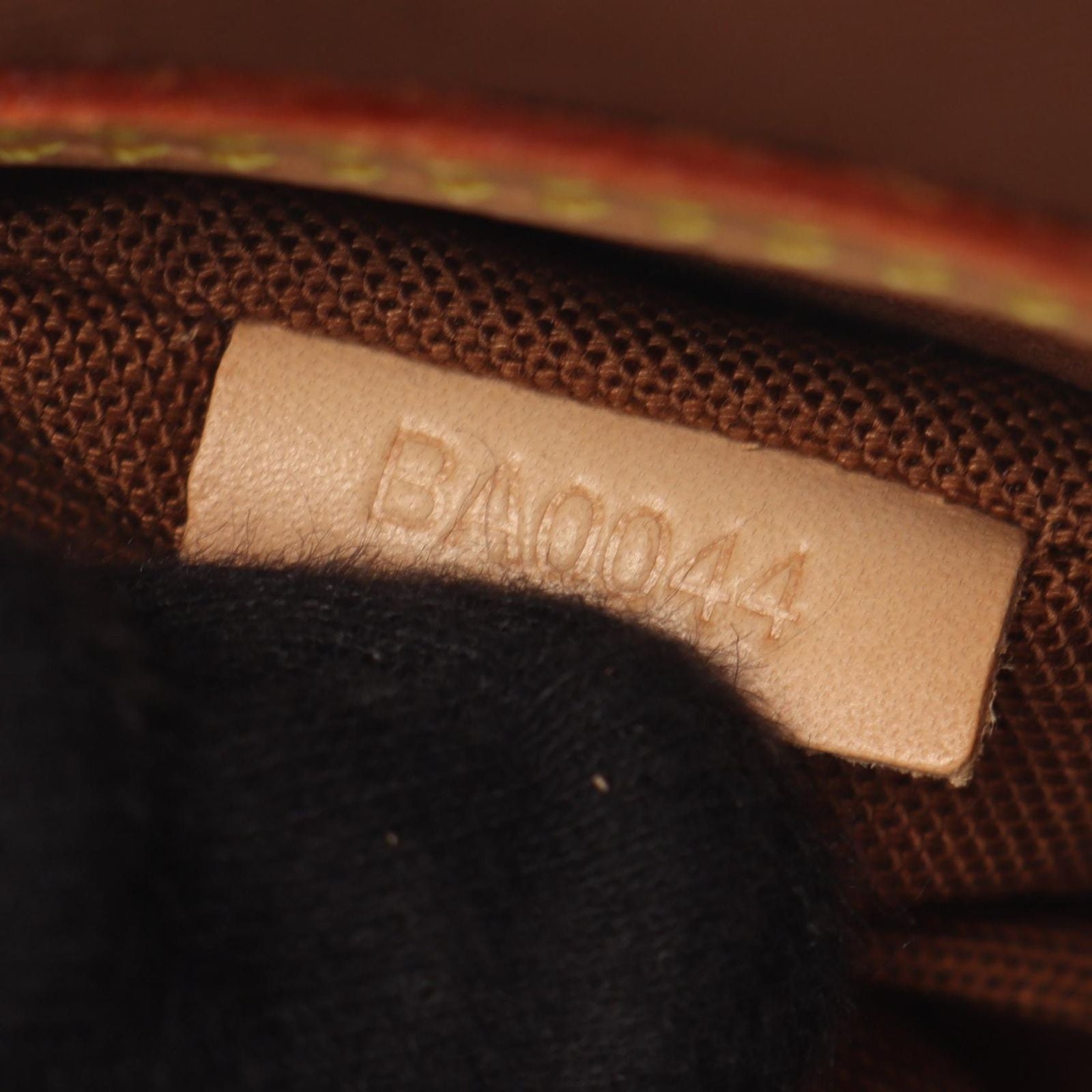 Louis Vuitton Alma PM Canvas Leather Handbag — view 5