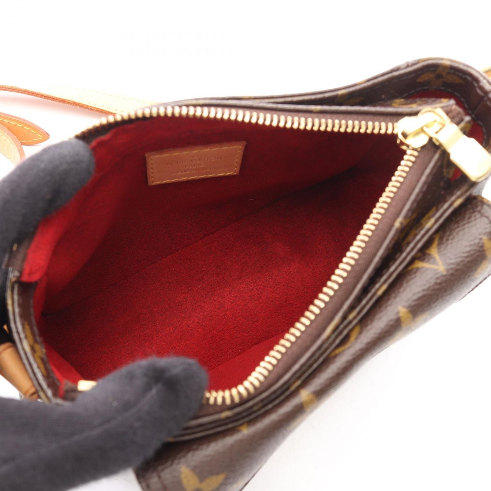 Louis Vuitton Shoulder Bag Viva Cite PM Monogram Canvas Leather — view 3