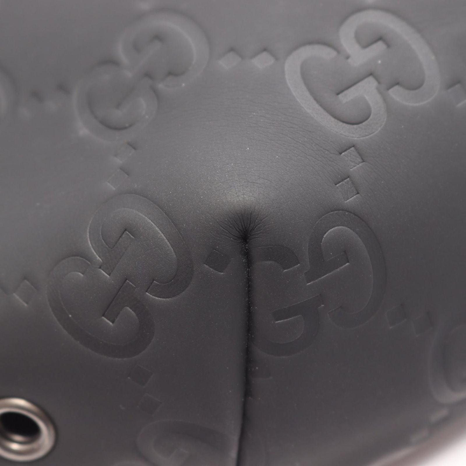 Gucci Waist Bag GG Rubber Cross Black Leather — view 6