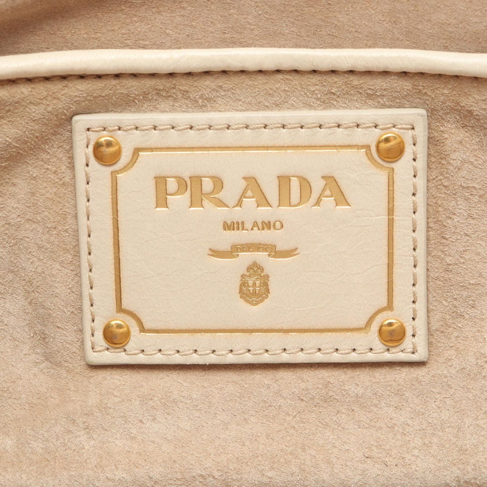 Prada Shoulder Bag Vitello Shine Ivory Beige Leather Chain — view 4