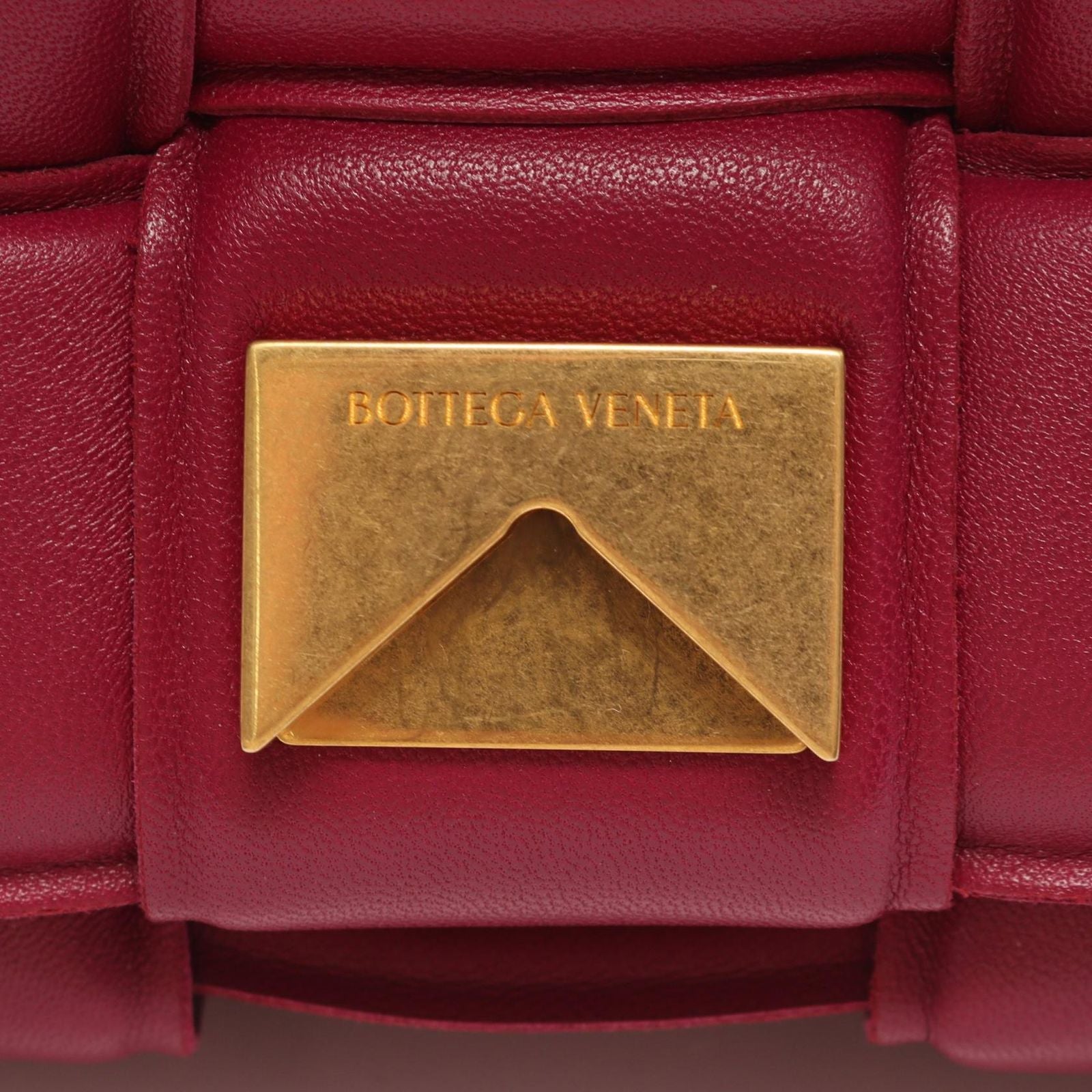 Bottega Veneta Shoulder Bag Padded Cassette Intrecciato Purple Leather — view 7
