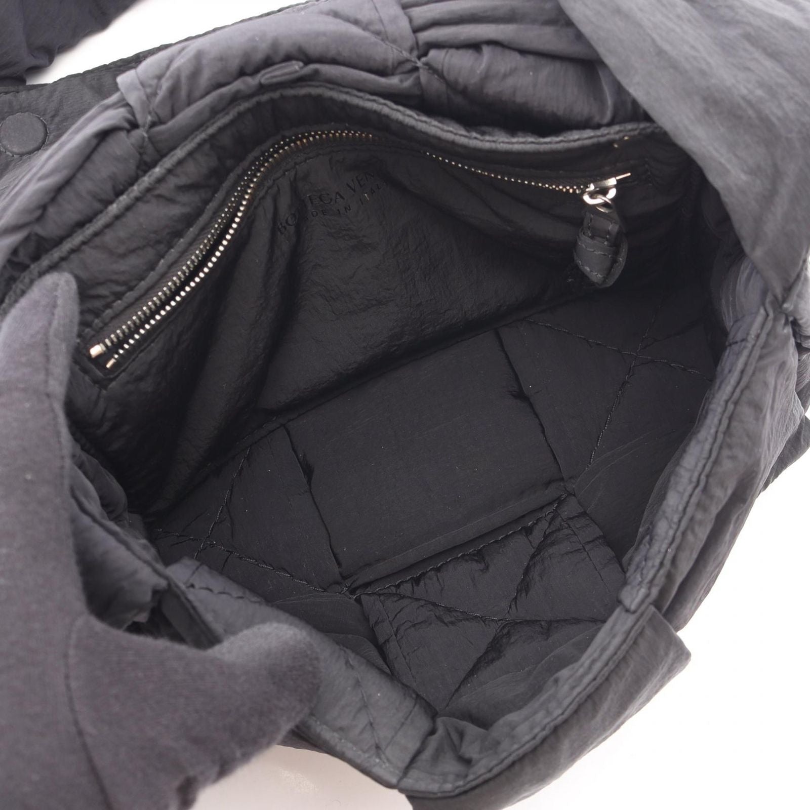 Bottega Veneta Shoulder Bag Small Padded Tech Cassette Maxi Intrecciato Black — view 3