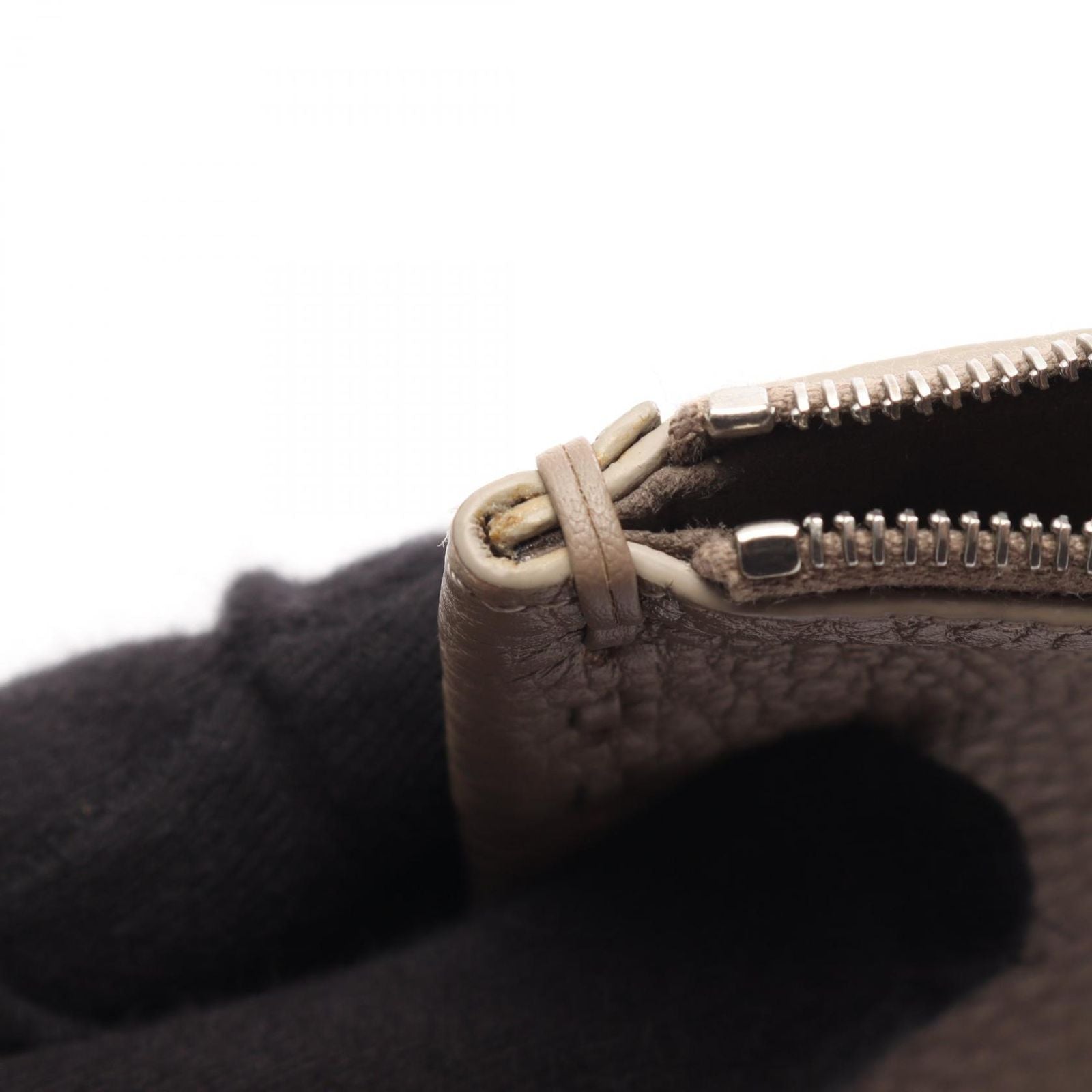 Fendi Clutch Selleria with Hand Strap Gray Leather Flat Pouch — view 7