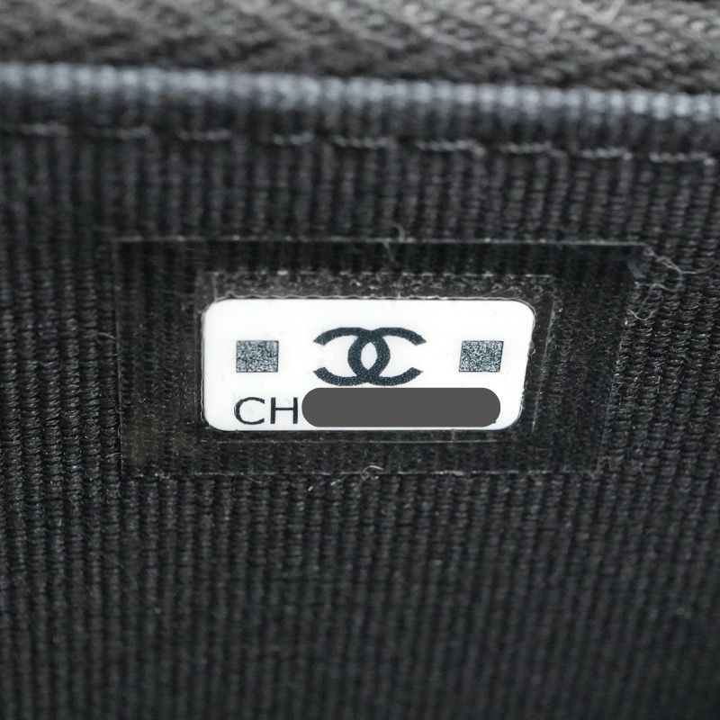 Chanel Wallet Coin Purse Black Gold Fragment Case CC Logo Quilted — view 7
