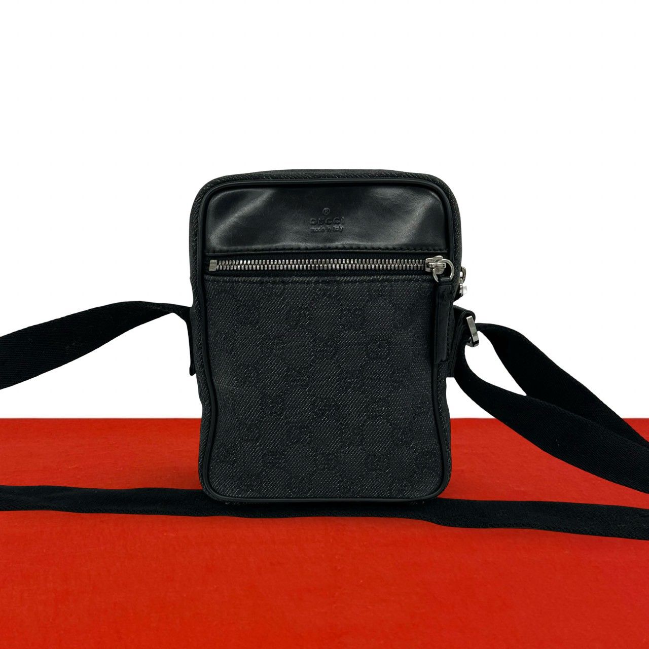 Gucci GG Pattern Canvas Log Leather Mini Shoulder Bag Pochette Crossbody Black