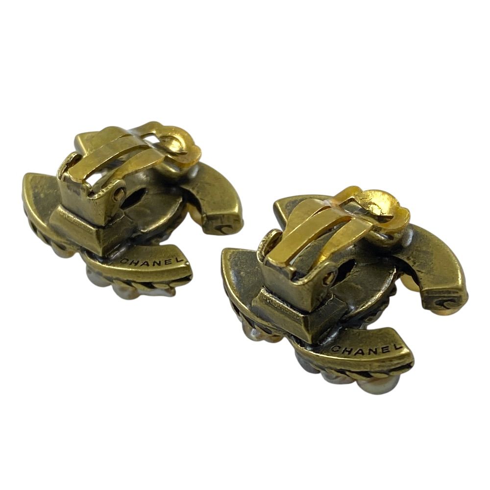 Chanel CC Logo Earrings Vintage Accessory Metal Faux Pearl Gold — view 5