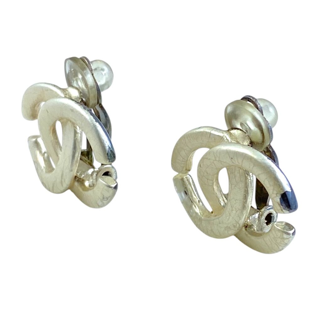 Chanel CC Logo Earrings Accessory Metal Silver — view 4