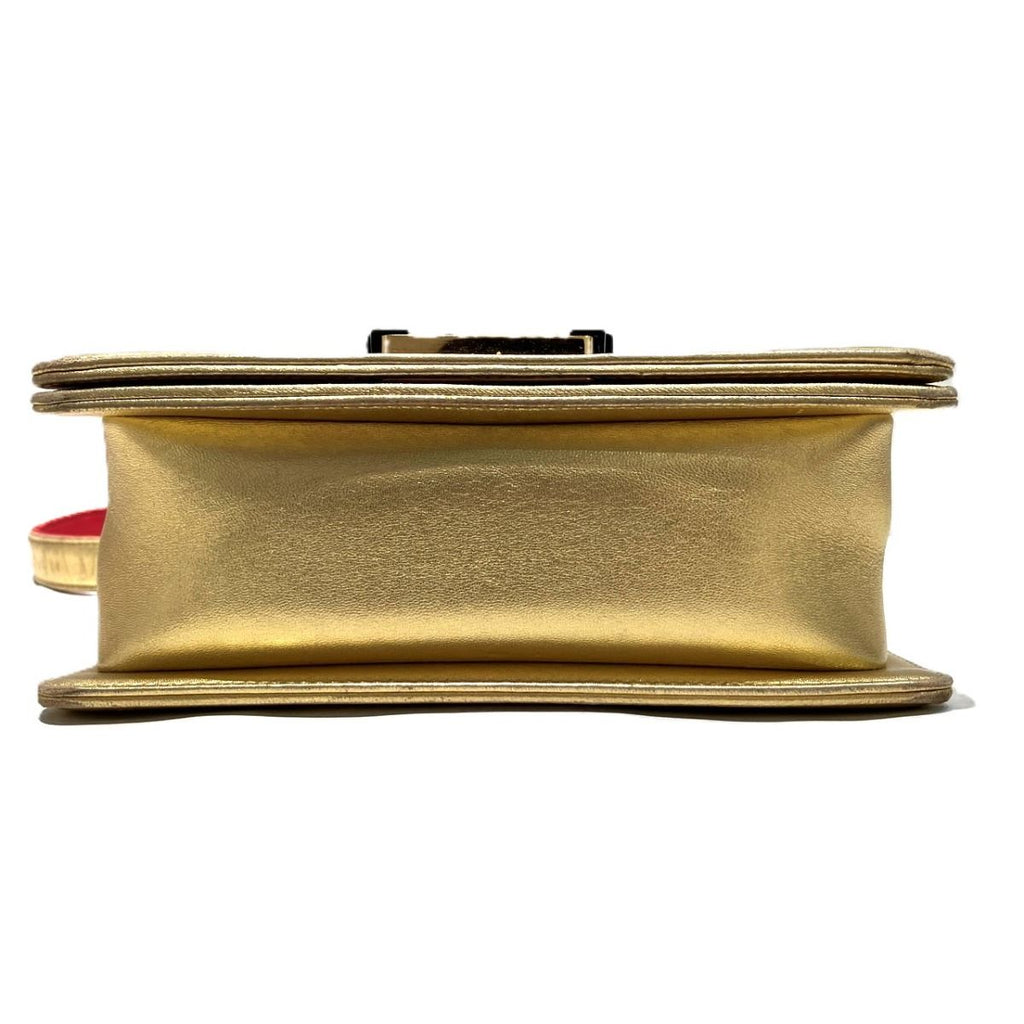 Chanel Boy 20 Small Shoulder Bag Leather — view 3