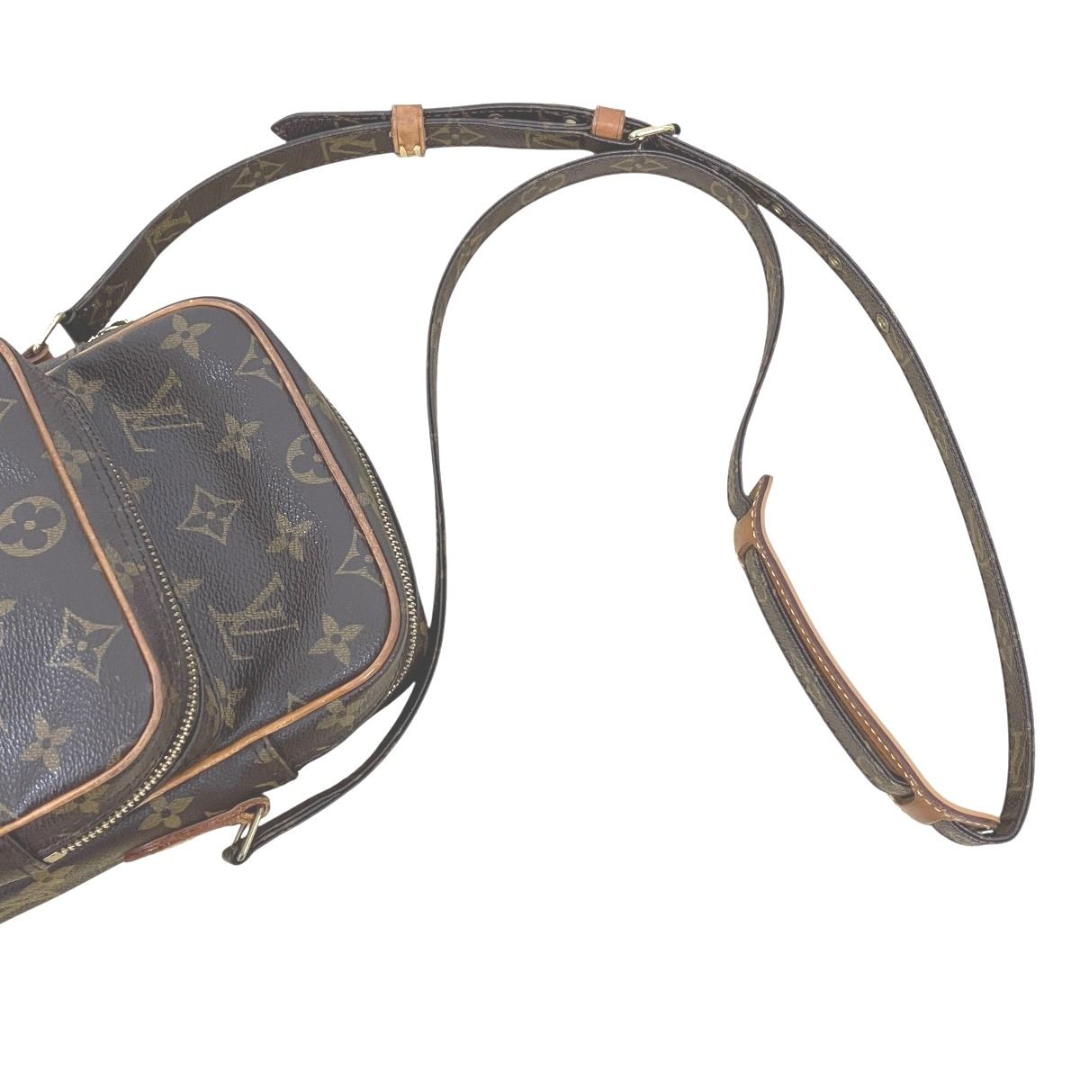 Louis Vuitton Amazon Monogram Shoulder Bag Canvas — view 8