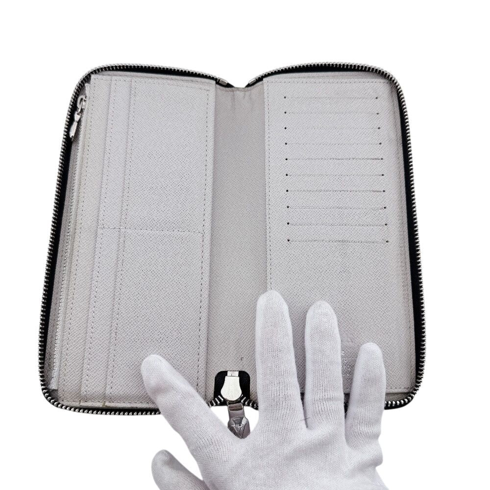 Louis Vuitton Zippy Wallet Vertical Taigarama — view 6