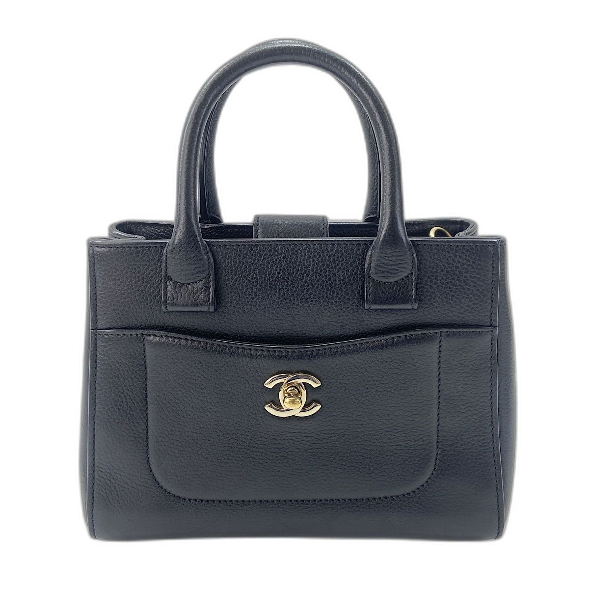 Chanel Handbag Executive Black — view 2