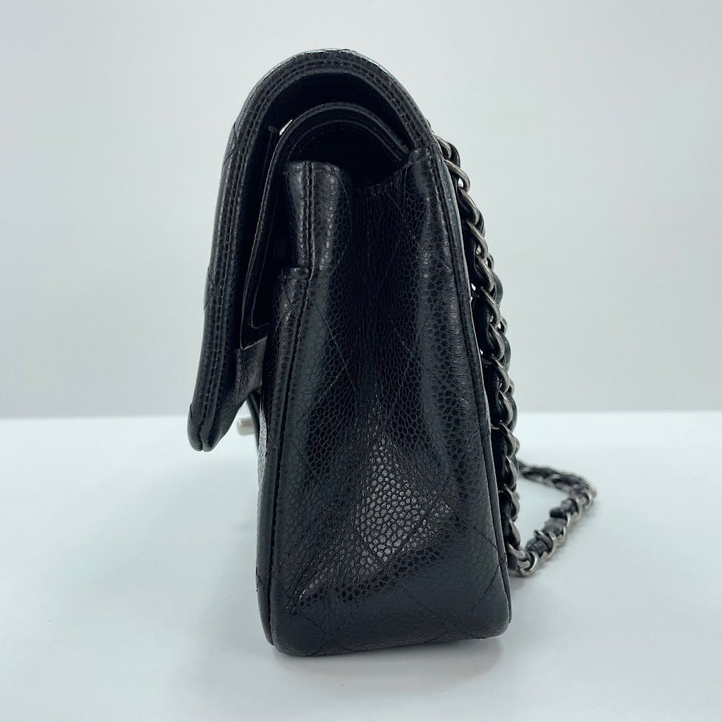 Chanel Shoulder Bag Quilted 25 — view 5