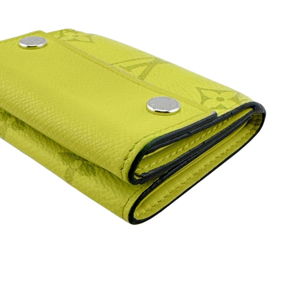 Louis Vuitton Compact Wallet Mini Taigarama Discovery Trifold — view 2