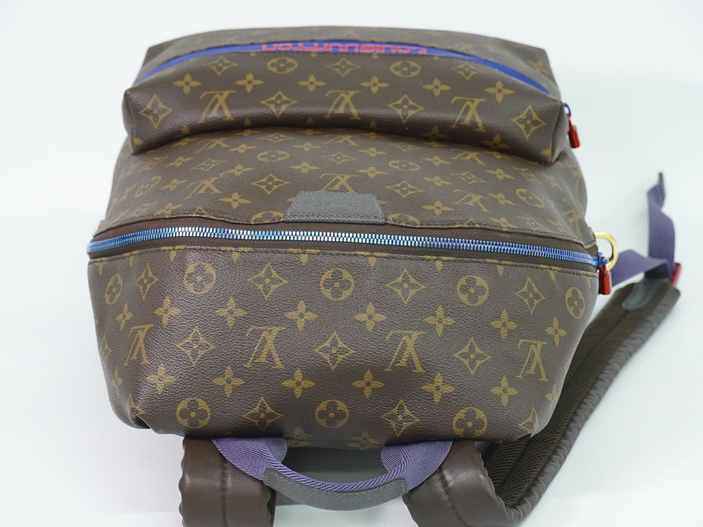 Louis Vuitton LV Apollo Monogram Backpack Brown Vintage — view 5