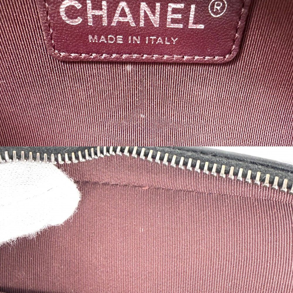Chanel Shoulder Bag Boy Chain Crossbody CC Logo Leather Black Matte Silver — view 8